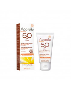 La Crema Solar Facial Spf50 Acorelle protege del sol gracial al filtro mineral solar que respeta tu piel y el medio marino.