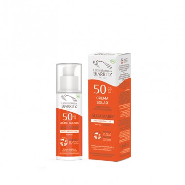 Crema Solar Facial Spf50 Alga Maris, protege del sol e hidrata en profundidad la piel.