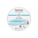 Crema Cara & Cuerpo Basis Sensitiv lavera, con aroma fresco y agradable.