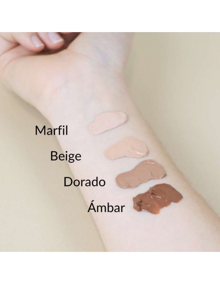 Protege y proporciona un tono bronceado a la piel a diario. Tono perfecto y acabado. Hidrata y previene el envejecimiento.