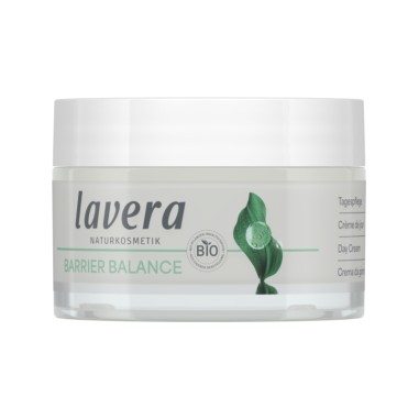 Crema de día Barrier Balance lavera en envase blanco con tapa blanca, fórmula vegana sin perfume ni alcohol. Crema de día Barrier Balance lavera en envase blanco con tapa blanca, fórmula vegana sin perfume ni alcohol.
