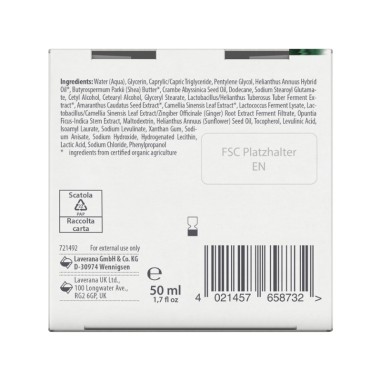 Detalle inferior del envase y la caja de la Crema de día Barrier Balance lavera con información del producto y reciclaje. Detalle inferior del envase y la caja de la Crema de día Barrier Balance lavera con información del producto y reciclaje.