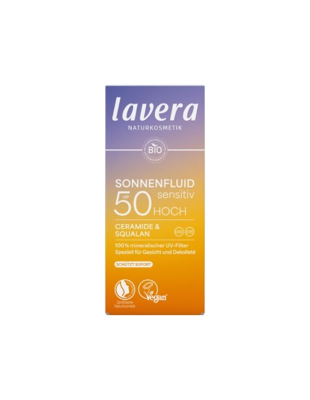 Detalle frontal del tubo del Fluido solar facial Sensitiv SPF 50 lavera con indicación de filtros UV minerales Detalle frontal del tubo del Fluido solar facial Sensitiv SPF 50 lavera con indicación de filtros UV minerales