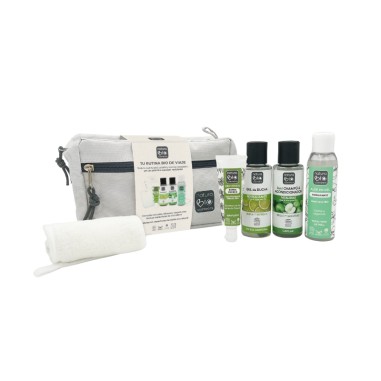 Neceser viaje con toalla facial  NaturaBIO Cosmetics