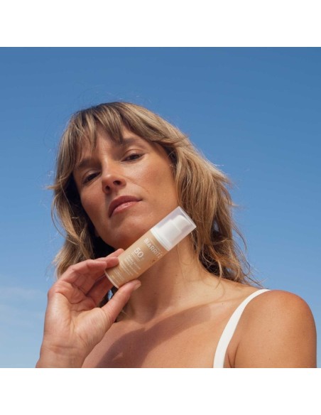 Protecció solar facial color Beige SPF 50 Laboratoires de Biarritz